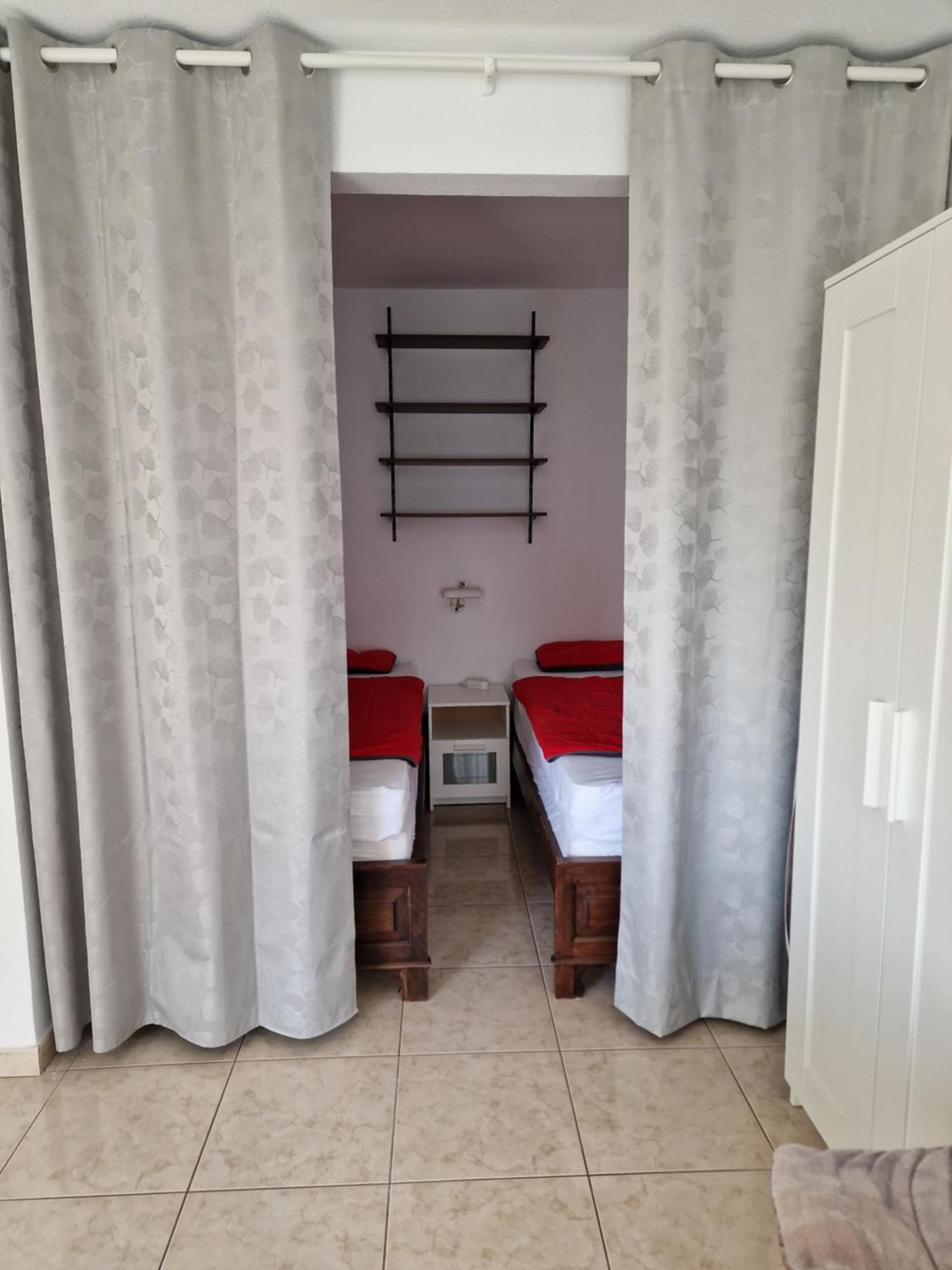 Rosas Holiday Center Екстериор снимка